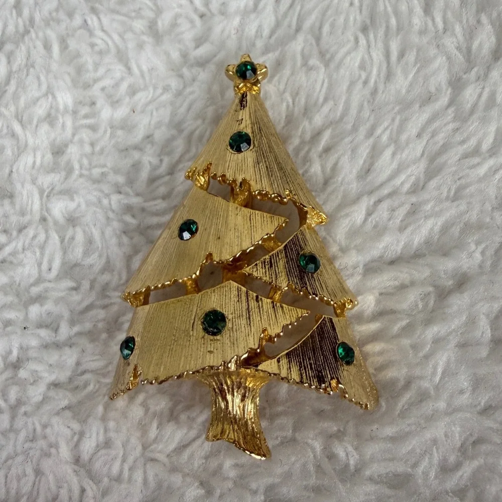 N/A gold tone
